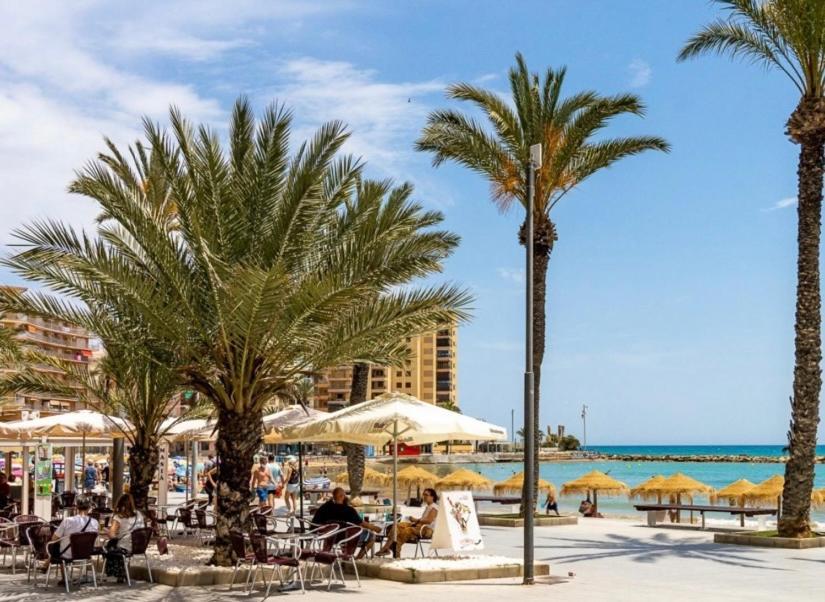 Beautiful Apartment Near Playa De Los Locos トレビエハ エクステリア 写真